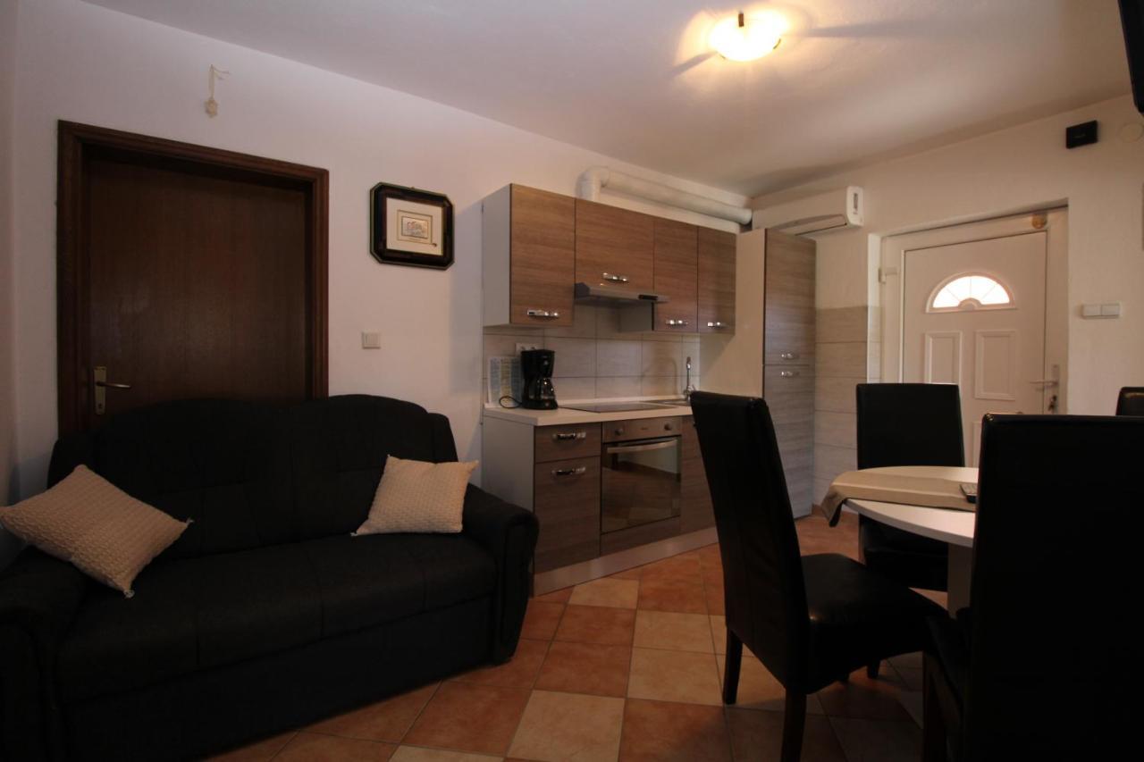 Apartments Ivanka 934 Fažana Екстериор снимка